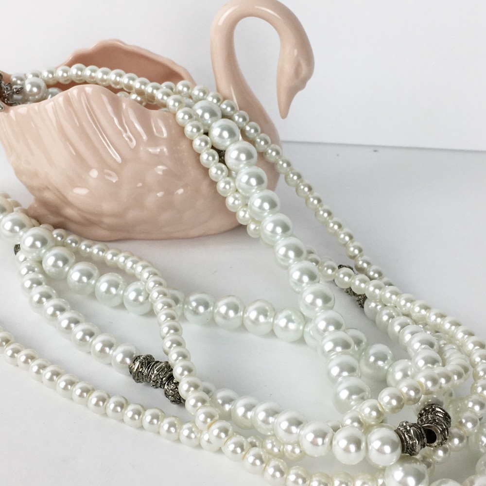 Faux 3 strand pearl 18” necklace rhinestone beaded necklace